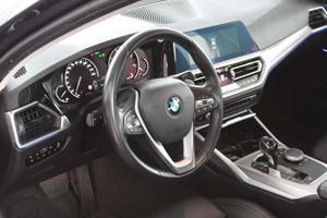 BMW 320 Bild 13