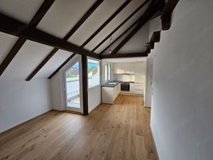 Schöne 2-Zimmer Dachwohnung mit Balkon in Feldkirch-Gisingen in zentrale Lage zu vermieten