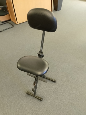 Stehhilfe = mey chair AF-SR-KL-AH 11153 schwarz Kunstleder