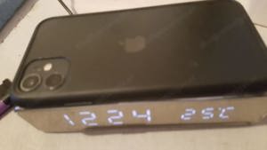 iPhone 11 mit einem Spicher von 128GB in der Farbe Schwarz