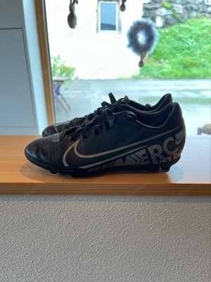 Nike Mercurial Kinder Fussballschuh Gr. 36,5