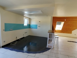 4   Zimmer Maisonette-Dachgeschosswohnung mit 2 Etagen Bild 3