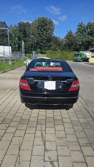 Mercedes-Benz C280 300