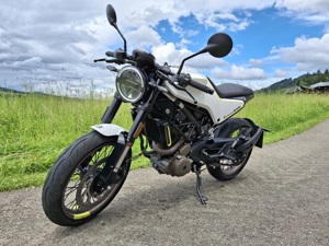 HUSQVARNA Vitpilen 401 Cafe Racer