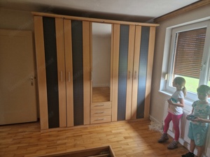 Schlafzimmerschrank