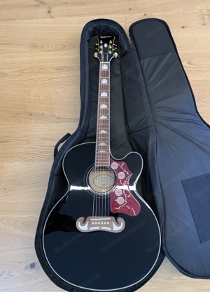 Gitarre Epiphone J-200