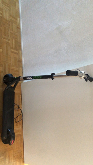 Docgreen kids e-scooter 22, schwarz neuwertig