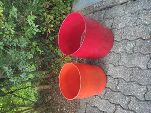 Übertöpfe aus Metall farbig lackiert  Bild 2