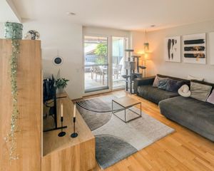 Moderne 4-Zimmer-Gartenwohnung in ruhiger Lage mit Top-Ausstattung