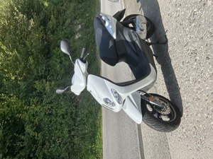 Moped Yamaha Neos 50