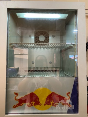 Red Bull Kühlschrank 