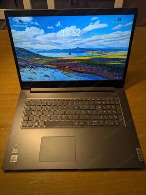 Lenovo V17 Notebook 17.3" i5-1035G1, 8GB RAM, mit Windows