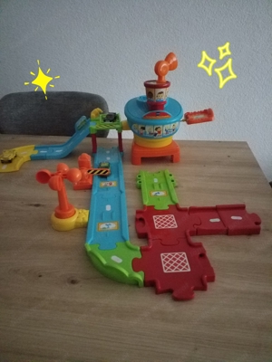 Spielzeug und Box 