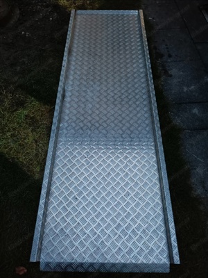 Alu-Rampe, geriffelt, 235 cm lang, 70 cm breit, 4 mm stark