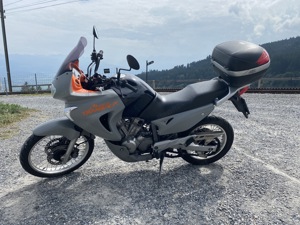 Honda Transalp 650 Bild 3