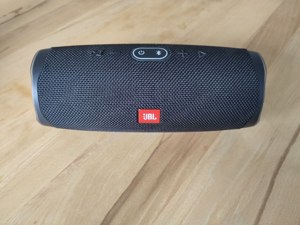 JBL Charge 4