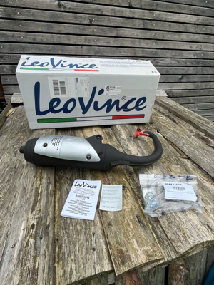 leovince touring auspuf