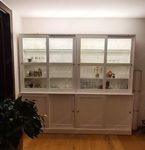 HAVSTA Vollholz Vitrine mit Unterschrank 