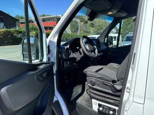 Mercedes-Benz Sprinter Bild 11