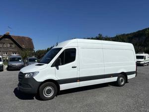 Mercedes-Benz Sprinter Bild 2