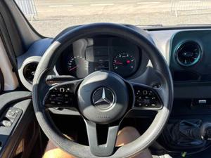 Mercedes-Benz Sprinter Bild 13