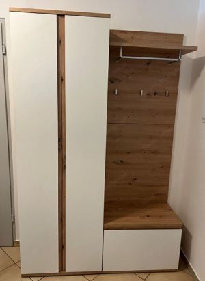 neuwertige Garderobe Set 4-teilig