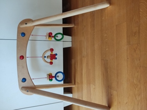 Holz-Spielbogen zu verschenken 