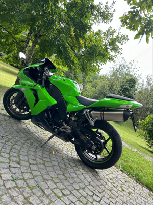 kawasaki zx10r