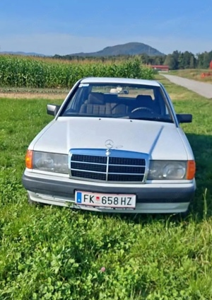 Mercedes 190D