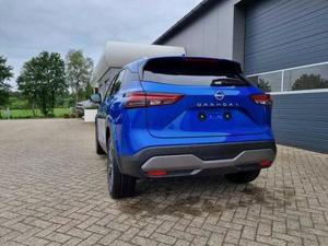 Nissan Qashqai 1.3 DIG-T MHEV 140PS Tekna PanoGlasdach Klimaau... Bild 3