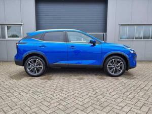 Nissan Qashqai 1.3 DIG-T MHEV 140PS Tekna PanoGlasdach Klimaau... Bild 5