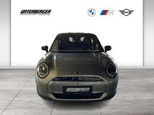 MINI Cooper SE J01 Favoured Trim Paket XL Bild 2