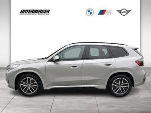 BMW X1 xDrive23i *verfügbar ab 01/25* *3,99% Fixzins Leasing* M Sportpaket Head-Up Anhängerkupplung Bild 3