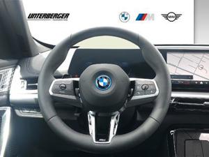 BMW iX1 xDrive30  Bild 8