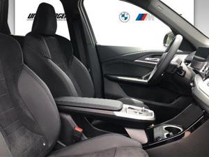 BMW iX1 xDrive30  Bild 9