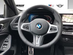 BMW 116d 5 - Türer Vorführwagen // M Sportpaket // Anhängerkupplung Bild 8