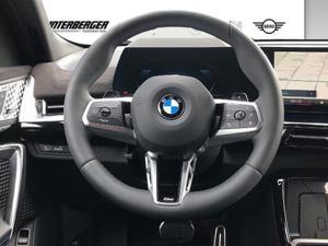 BMW X2 sDrive18d M Sportpaket // Anhängerkupplung // Head Up Display Bild 8