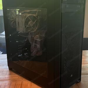 GAMING PC - Ryzen 7 5800X + Radeon 6750 XT