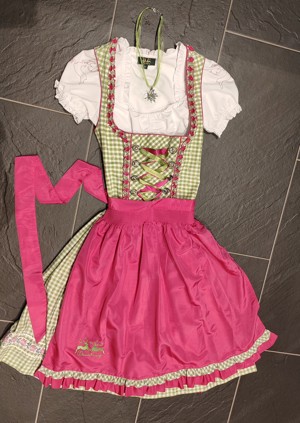 Dirndl Größe 32