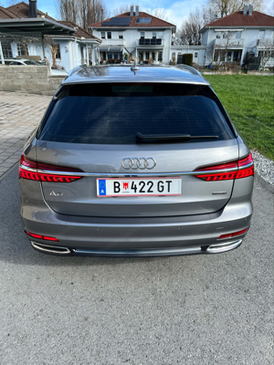 Audi A6 Avant 40 TDI quattro s-line AHK Kamera Standhzg Bild 3