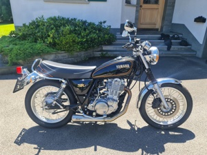 Yamaha SR 400 echtes Retro-bike 