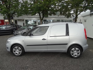 !! Kastenwagen !! Skoda Roomster Praktik 1.6 TDI Bild 6