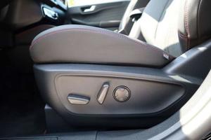 Ford Kuga Bild 17