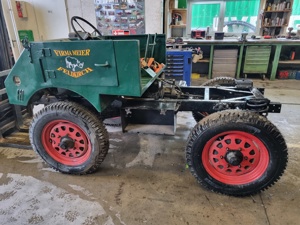 Mercedes benz unimog