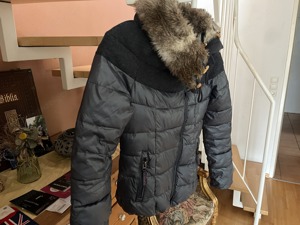 Verkaufe wunderschöne Damen Winterjacke! Bild 5