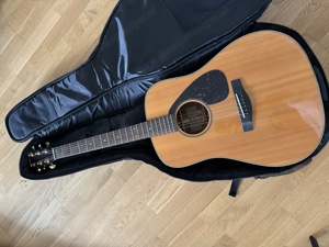 Yamaha Westerngitarre Bild 2