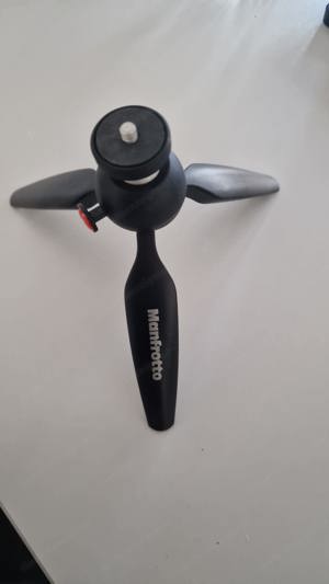 Manfrotto Tripod