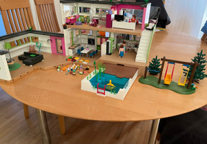 Grosse Playmobil Luxusvilla