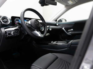 Mercedes-Benz A-Klasse Bild 9