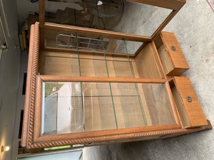 Glasschrank, Glasvitrine Bild 3